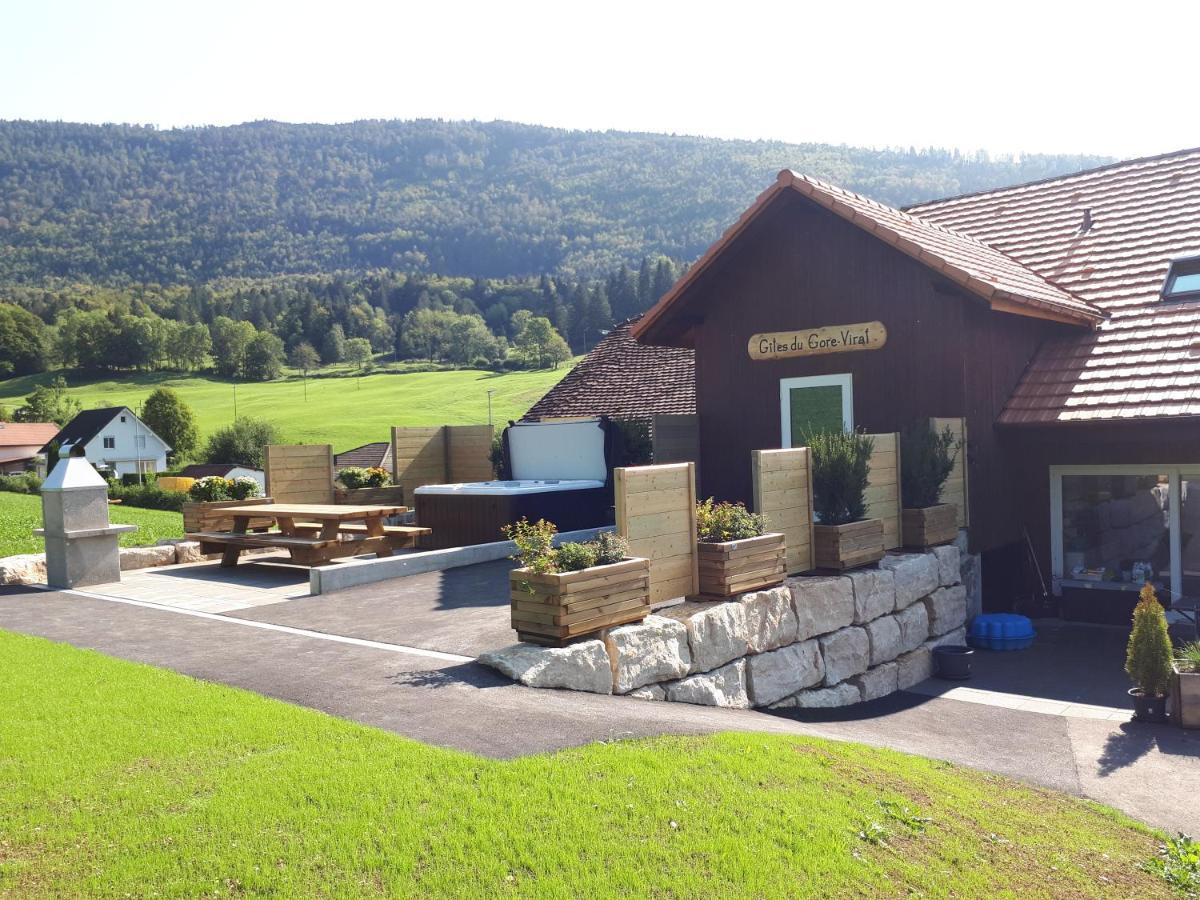 Gites Gorevirat Corcelles  Esterno foto